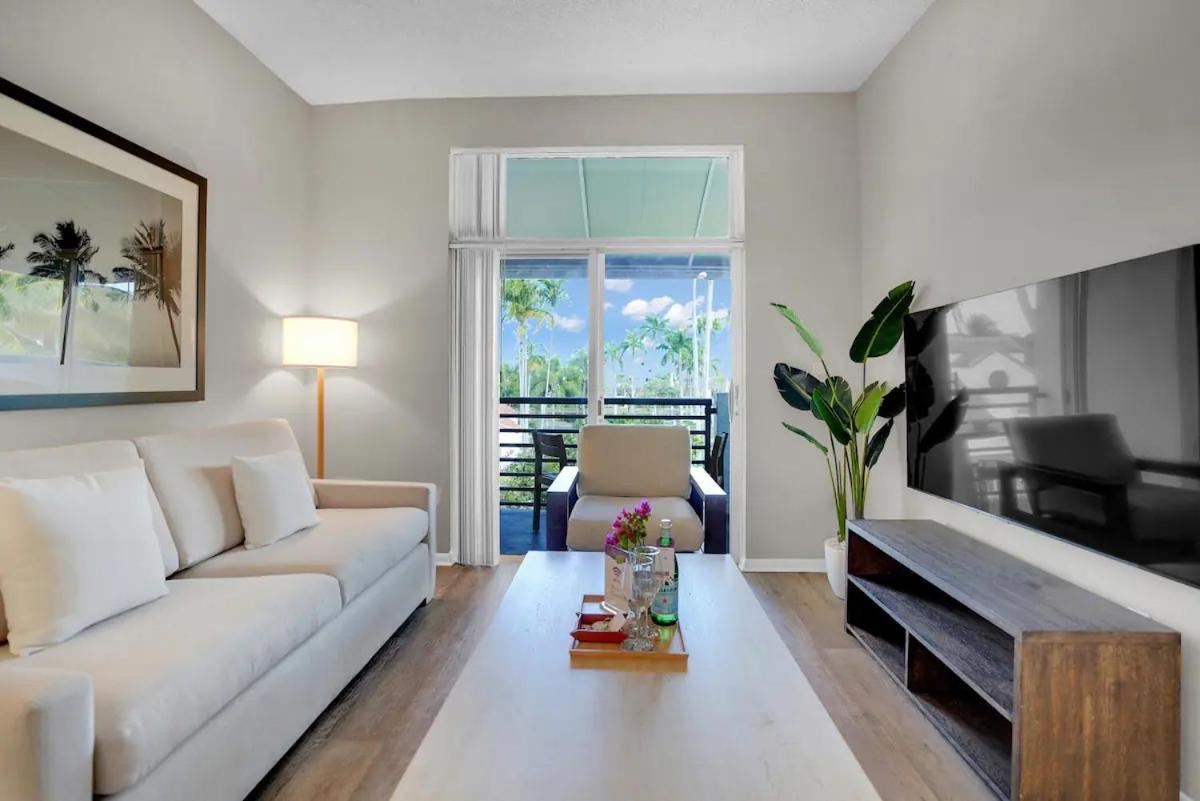 Dharma Home Suites Dania Beach At Sheridan Ocean Club Extérieur photo