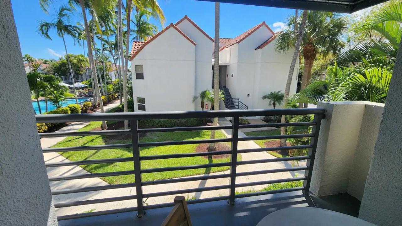 Dharma Home Suites Dania Beach At Sheridan Ocean Club Extérieur photo