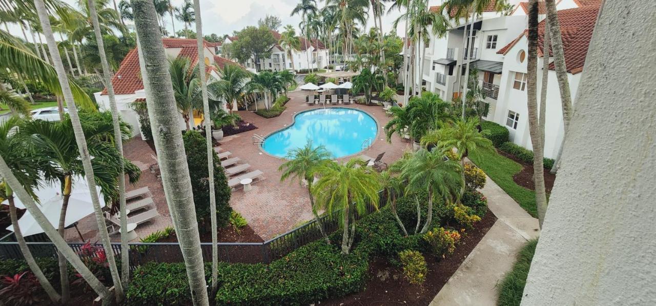 Dharma Home Suites Dania Beach At Sheridan Ocean Club Extérieur photo